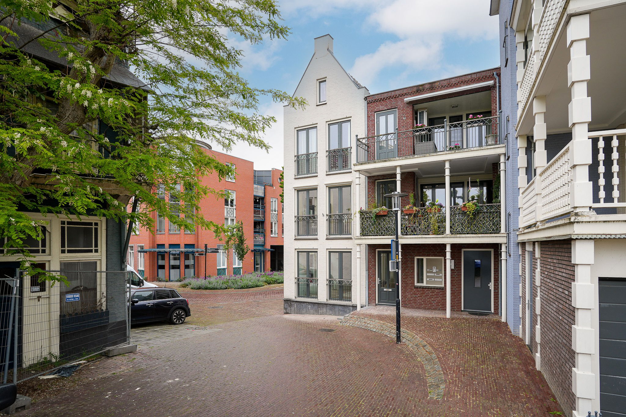 Photo 33 of Tolhuisstraat 9