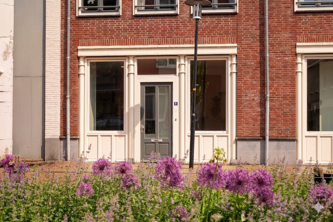 Photo 2 of Tolhuisstraat 9