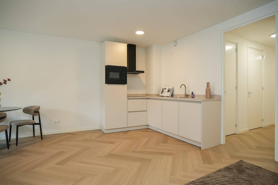Photo 8 of Tolhuisstraat 9