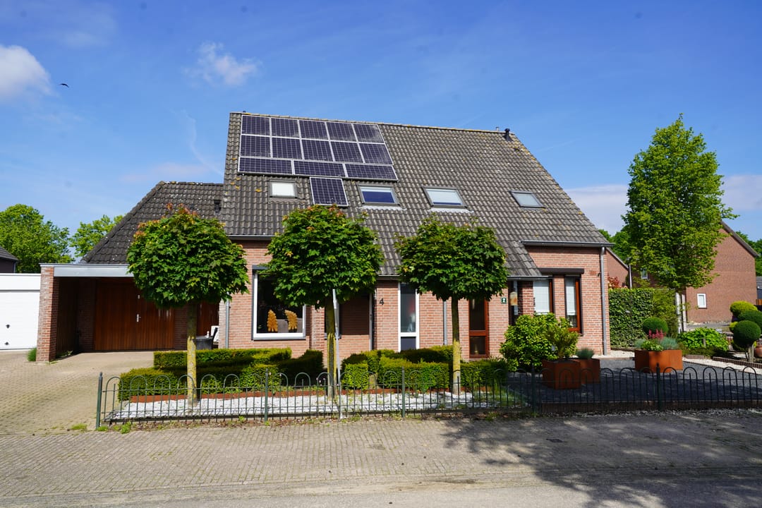 Photo 1 of Wethouder Breekstraat 4