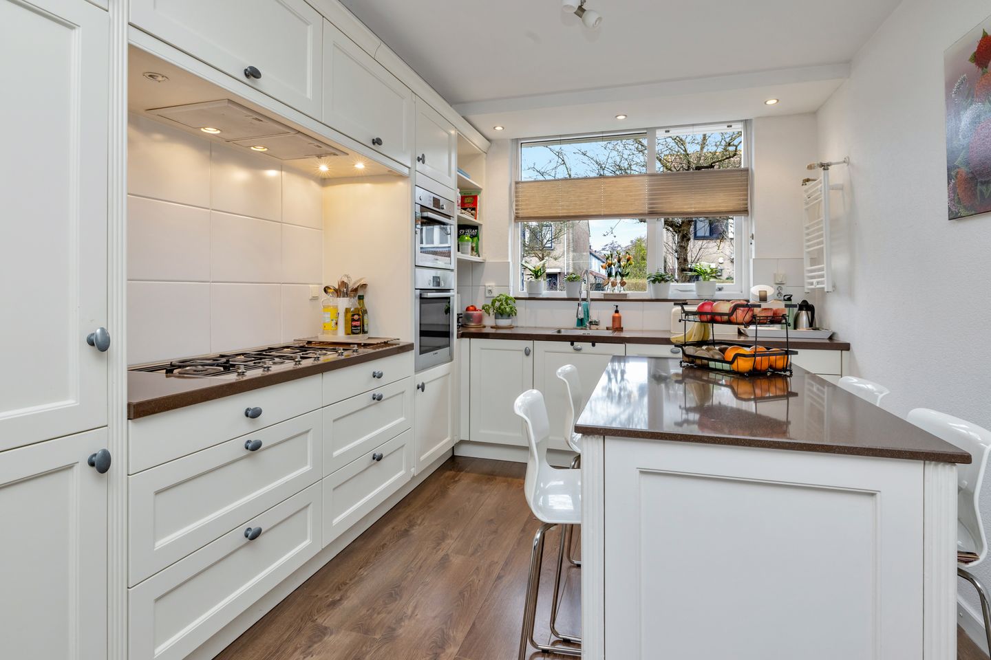 Photo 14 of Henriëtte van der Meystraat 16