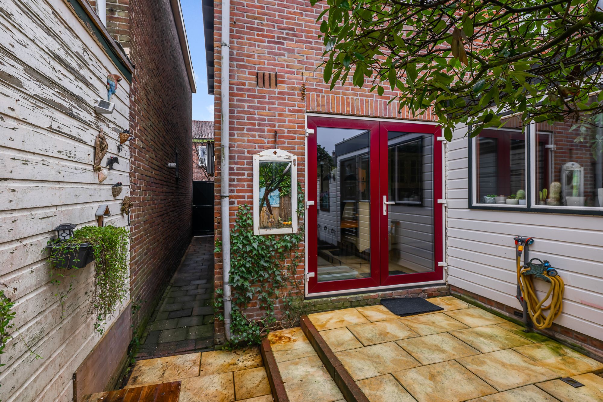 Photo 18 of Veeringstraat 37