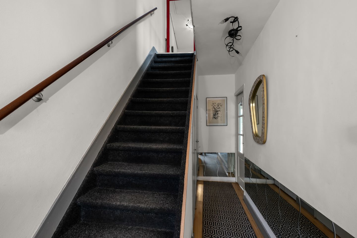 Photo 20 of Veeringstraat 37
