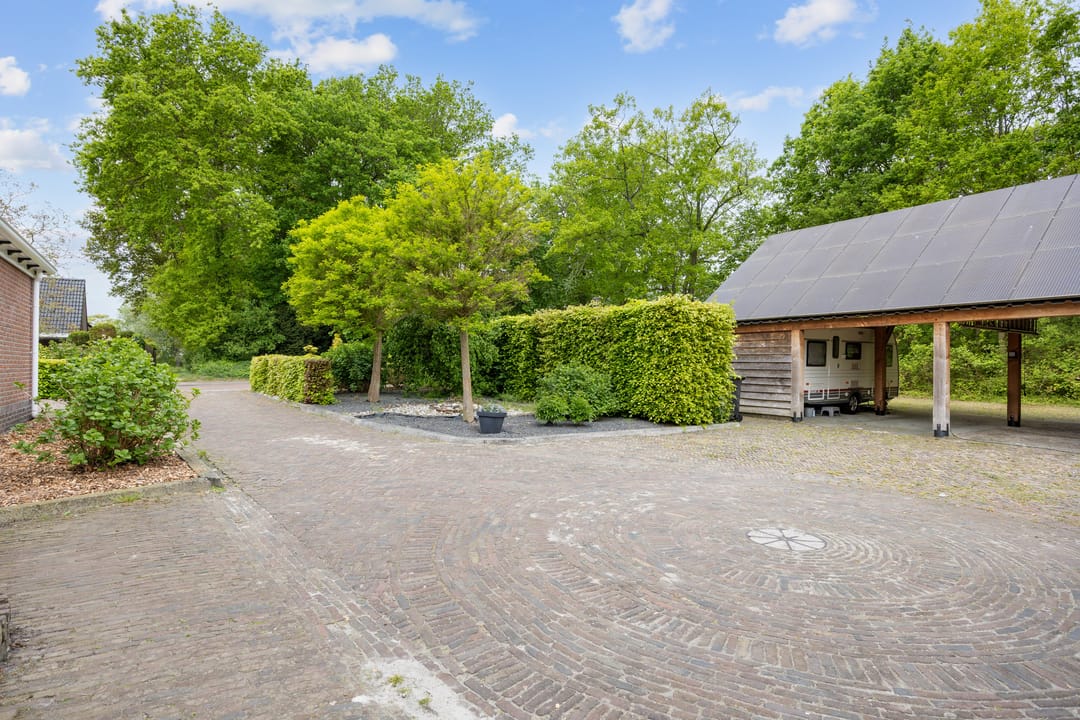 Photo 76 of Spoorstraat Zuid 41