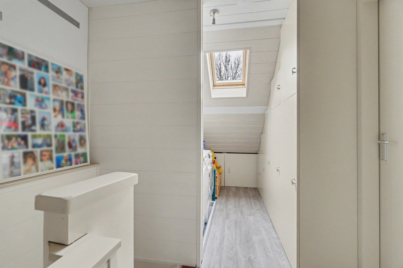 Modernized End Terraced House with Four Bedrooms in Green Putte — 24