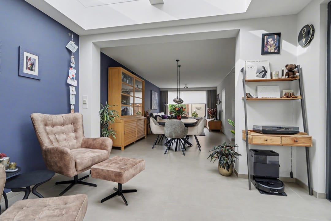 Modernized End Terraced House with Four Bedrooms in Green Putte — 7