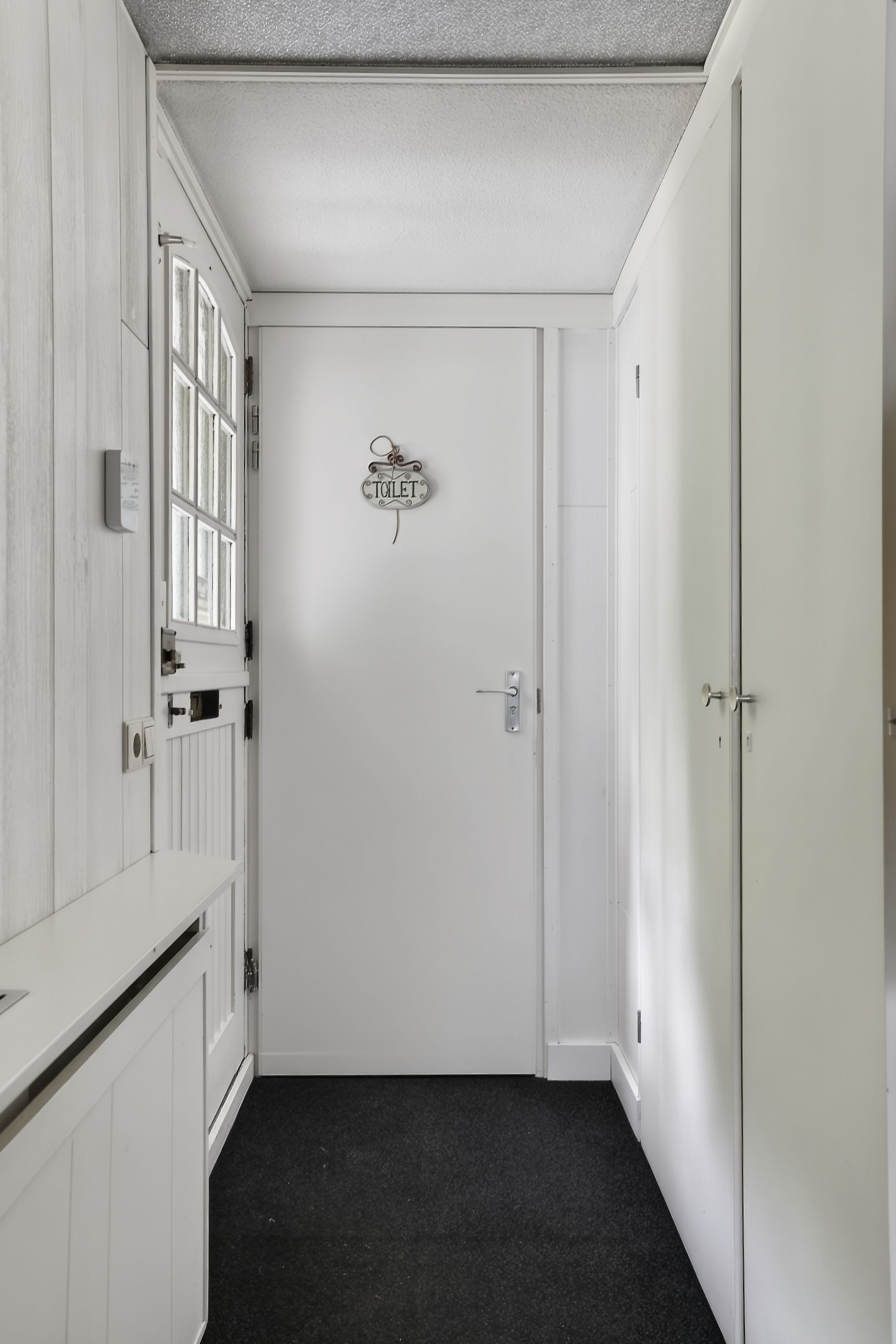 Photo 9 of Anton van Duinkerkenstraat 11