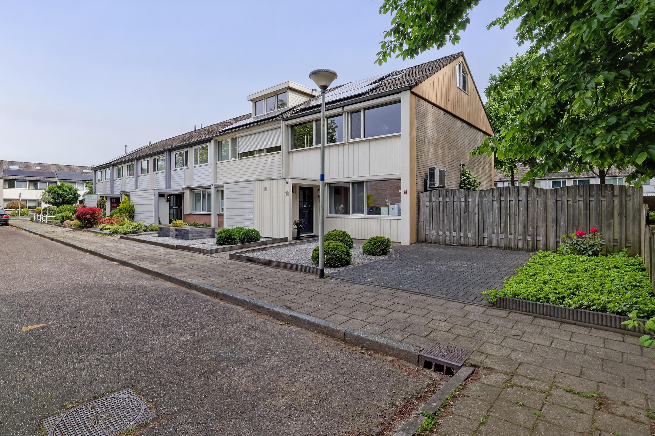 Photo 33 of Anton van Duinkerkenstraat 11