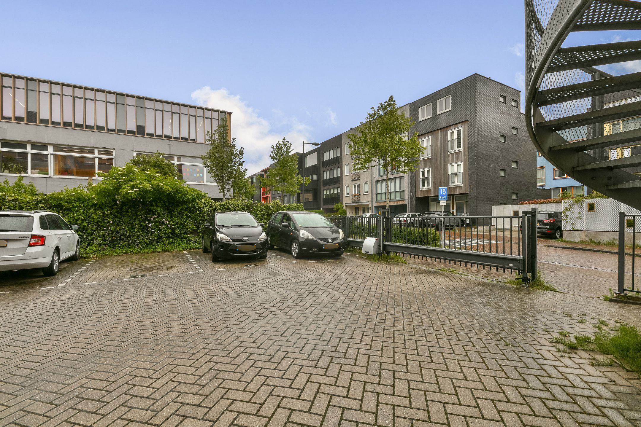Photo 21 of Faas Wilkesstraat 471