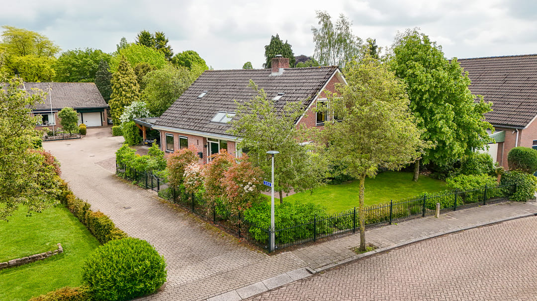 Foto 1 van Nachtegaallaan 2