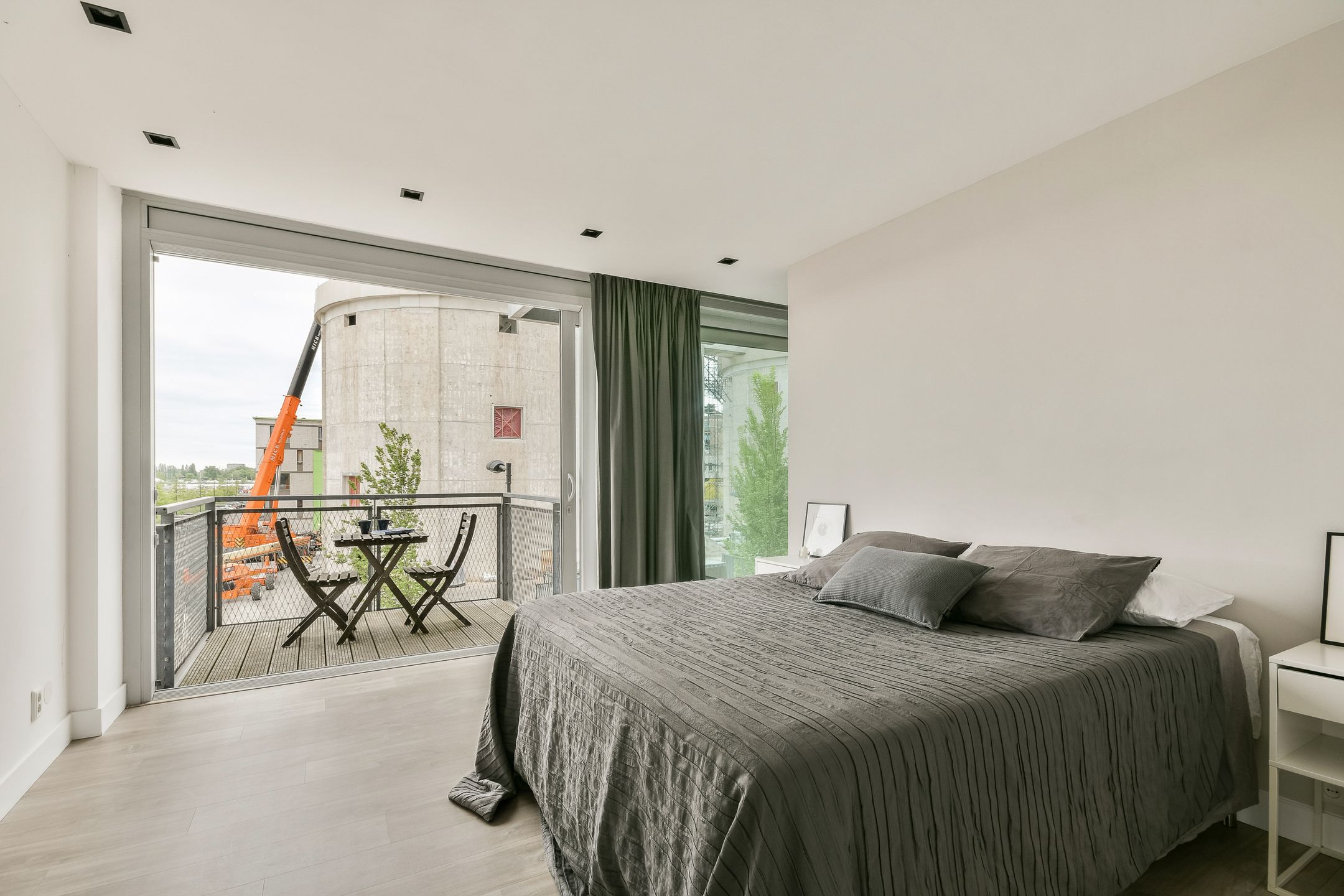 Photo 15 of Faas Wilkesstraat 471