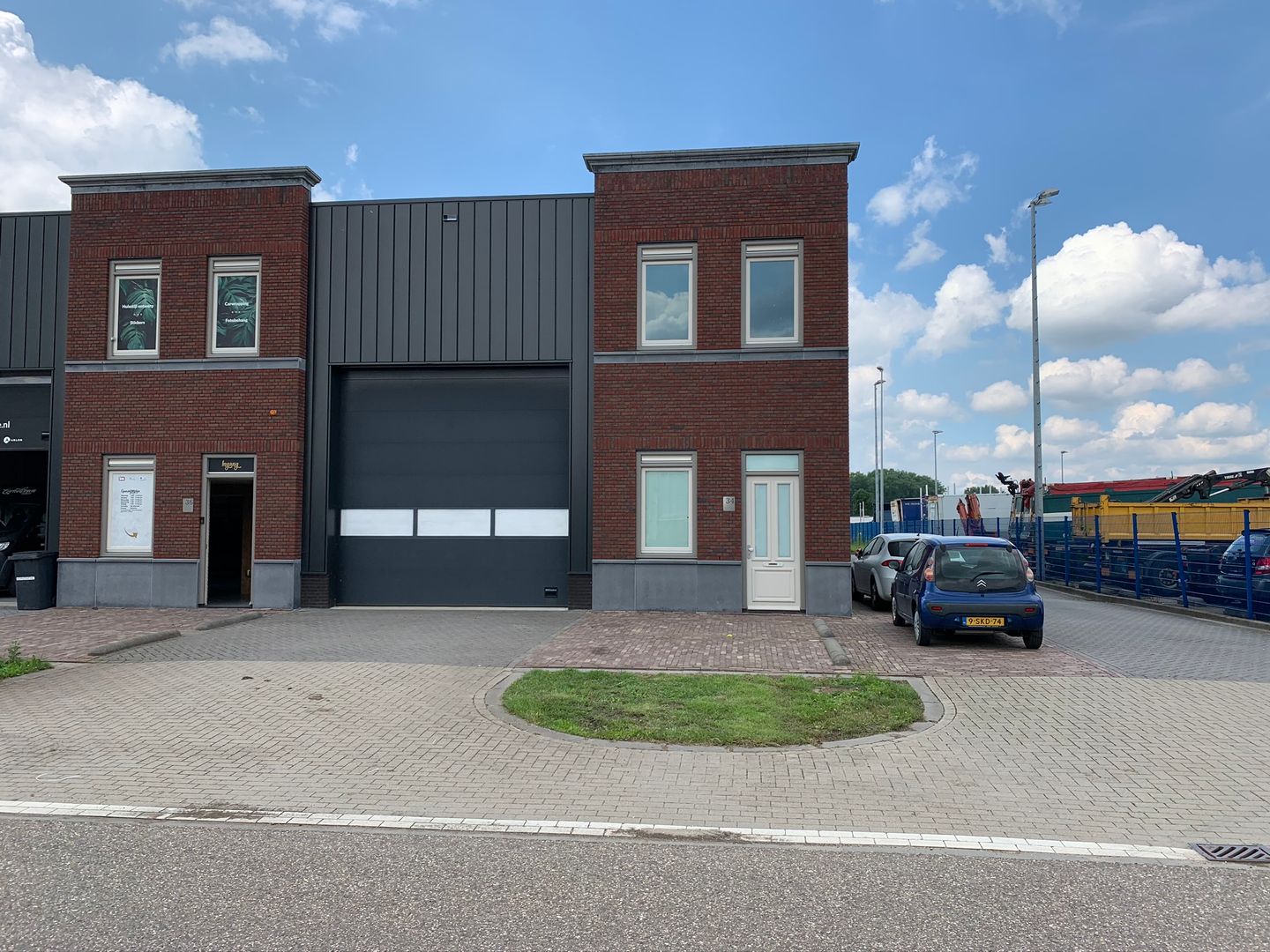 Bekijk foto 2 van Productiestraat 34