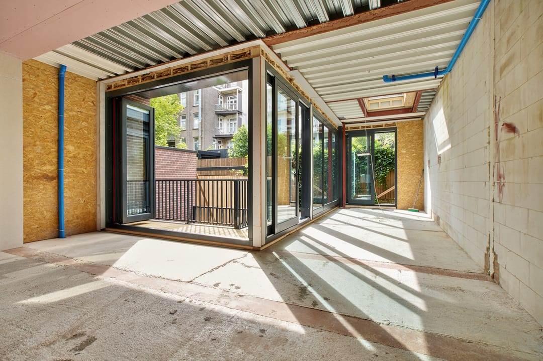 Photo 11 of Eerste Helmersstraat 107-H