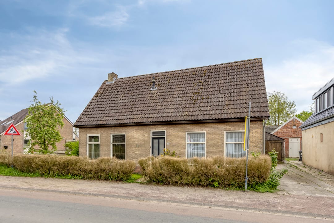 Photo 32 of Brugstraat 28