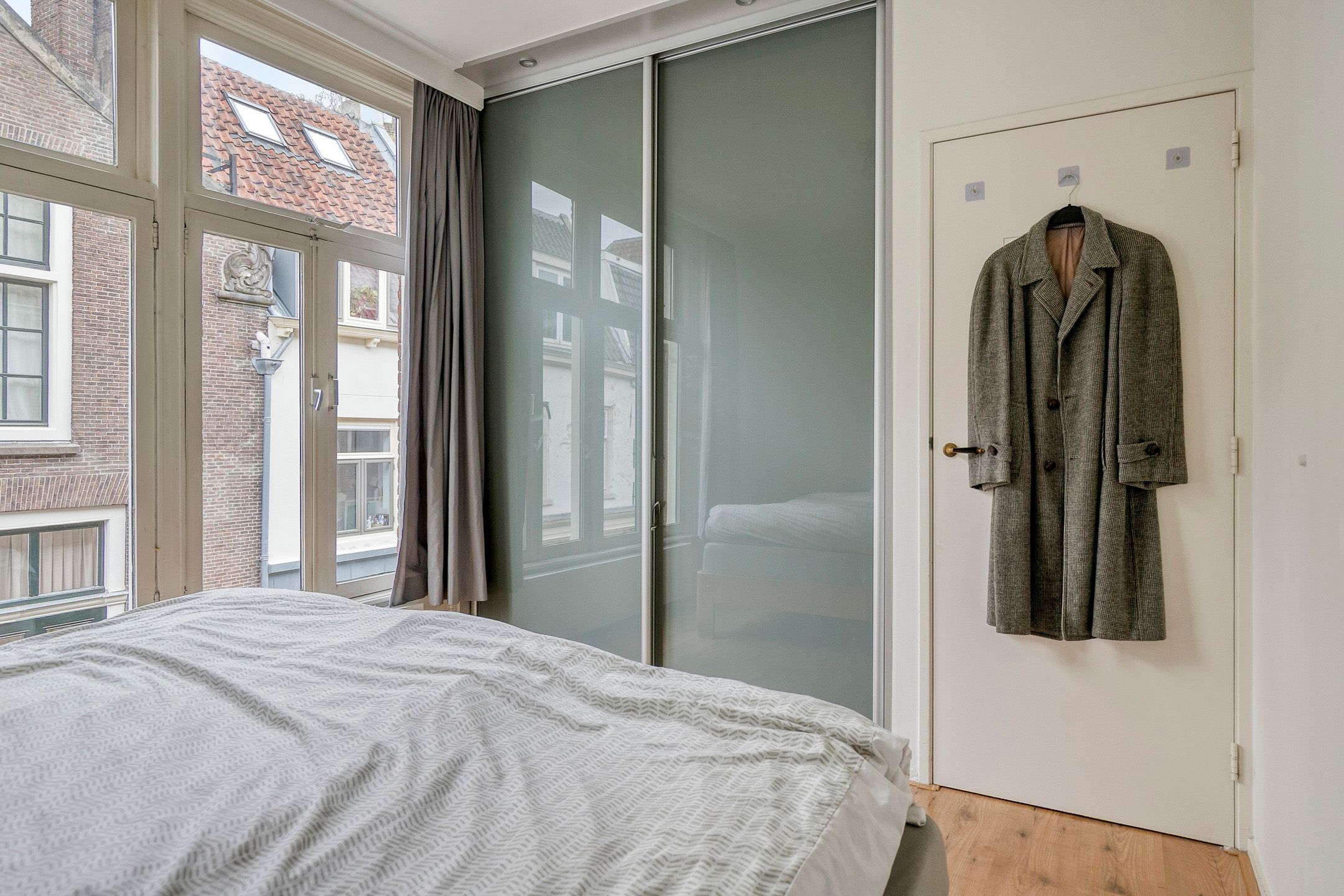 Characteristic Upper Apartment with Monumental Stepped Gable in Historic Utrecht Center — 18