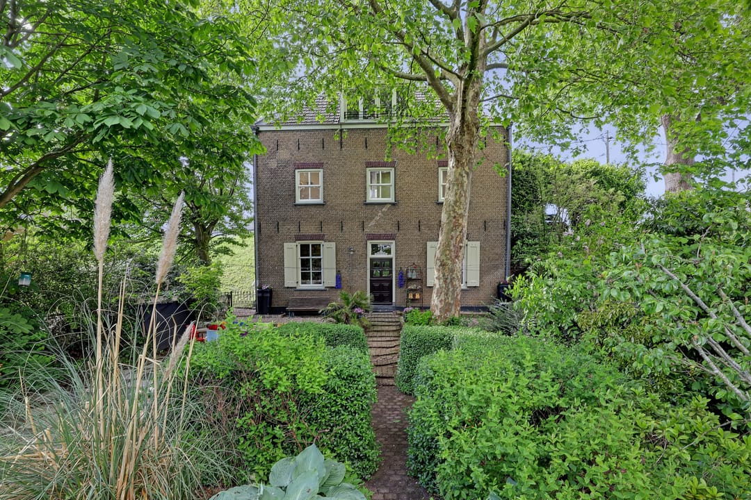 Foto 1 van Middelblok 7