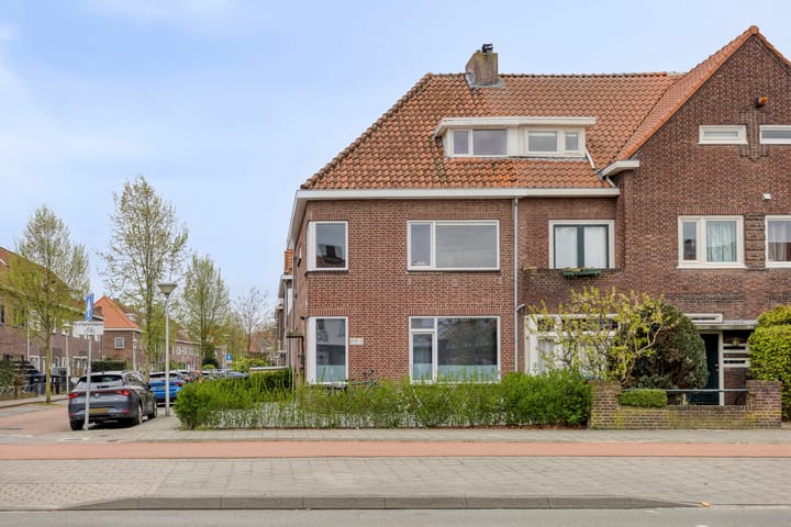 Foto 4 van Pioenroosstraat 2