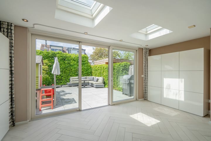 Tussenwoning te koop: Sloepkade 18, Zoetermeer