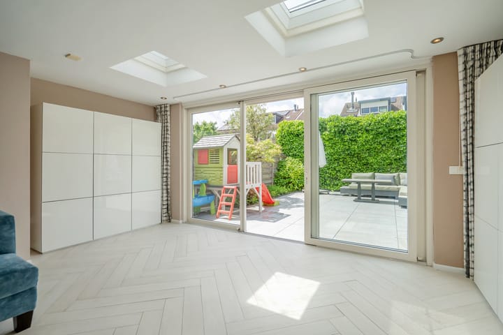 Tussenwoning te koop: Sloepkade 18, Zoetermeer