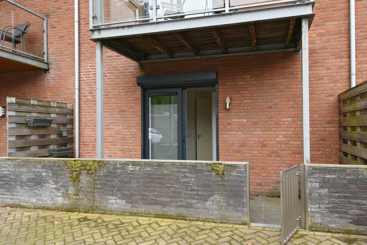 Photo 19 of Overweertstraat 97-C