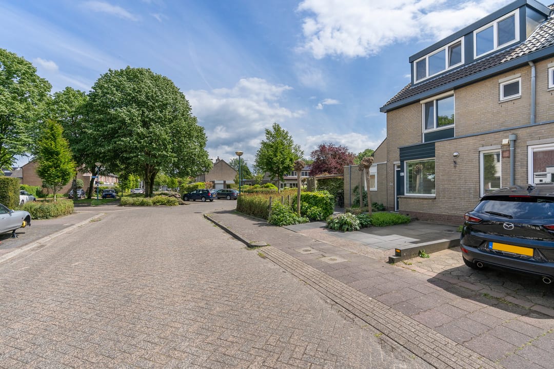 Photo 31 of Rosmolenstraat 82