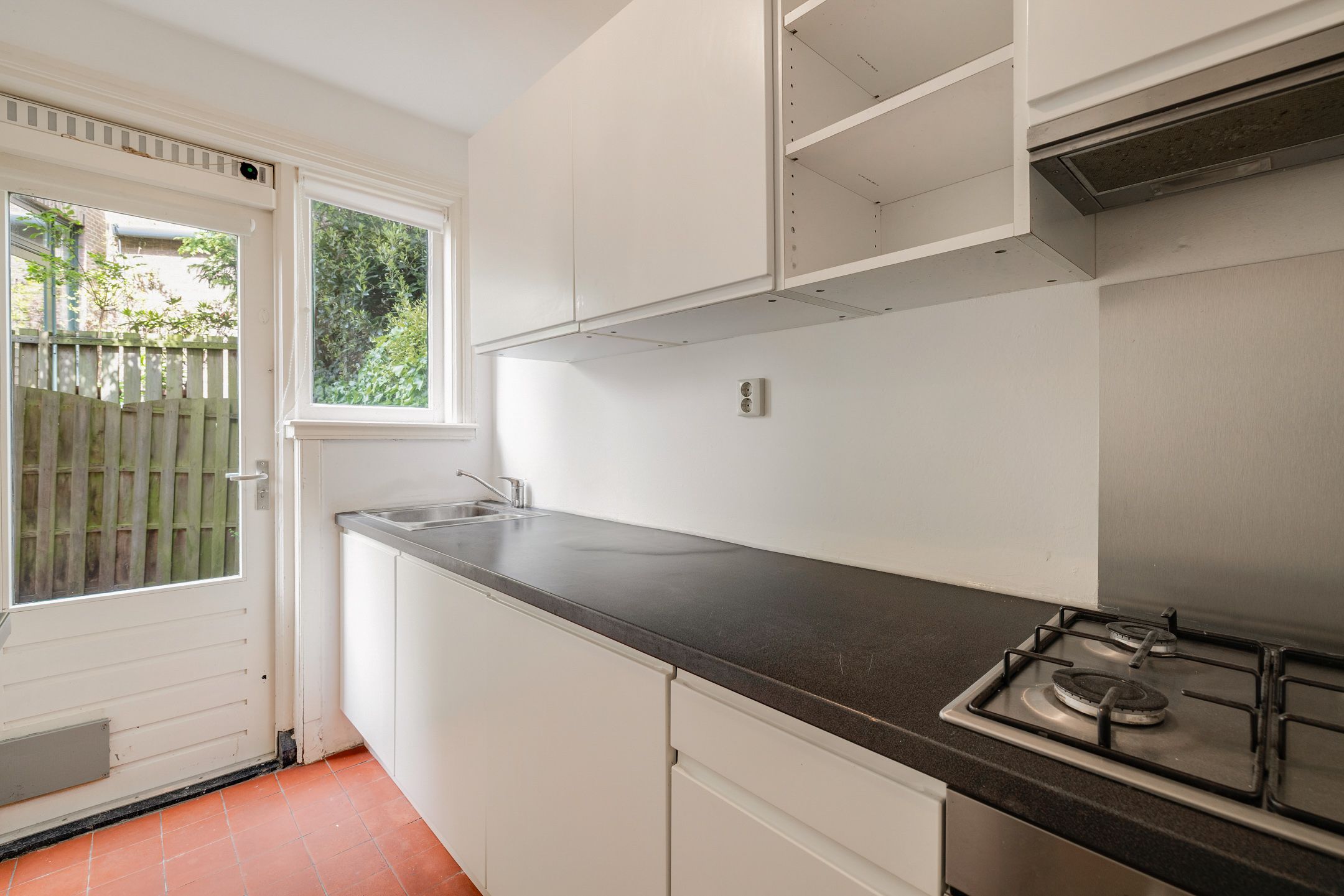 Photo 15 of Schieveenstraat 47-B