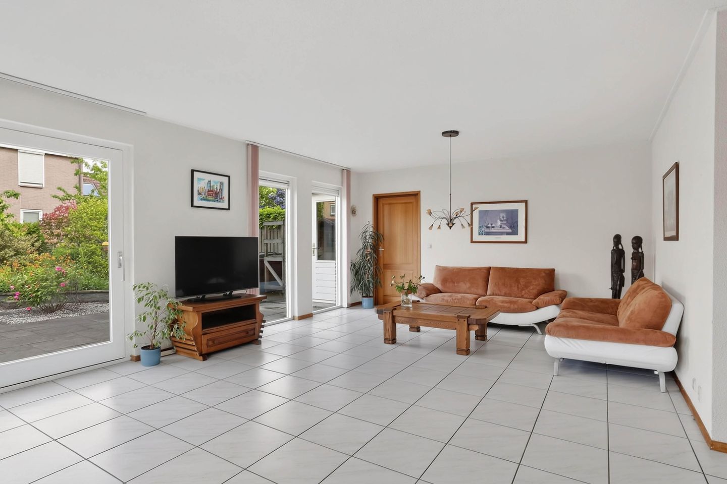 Photo 14 of Landjonker 37