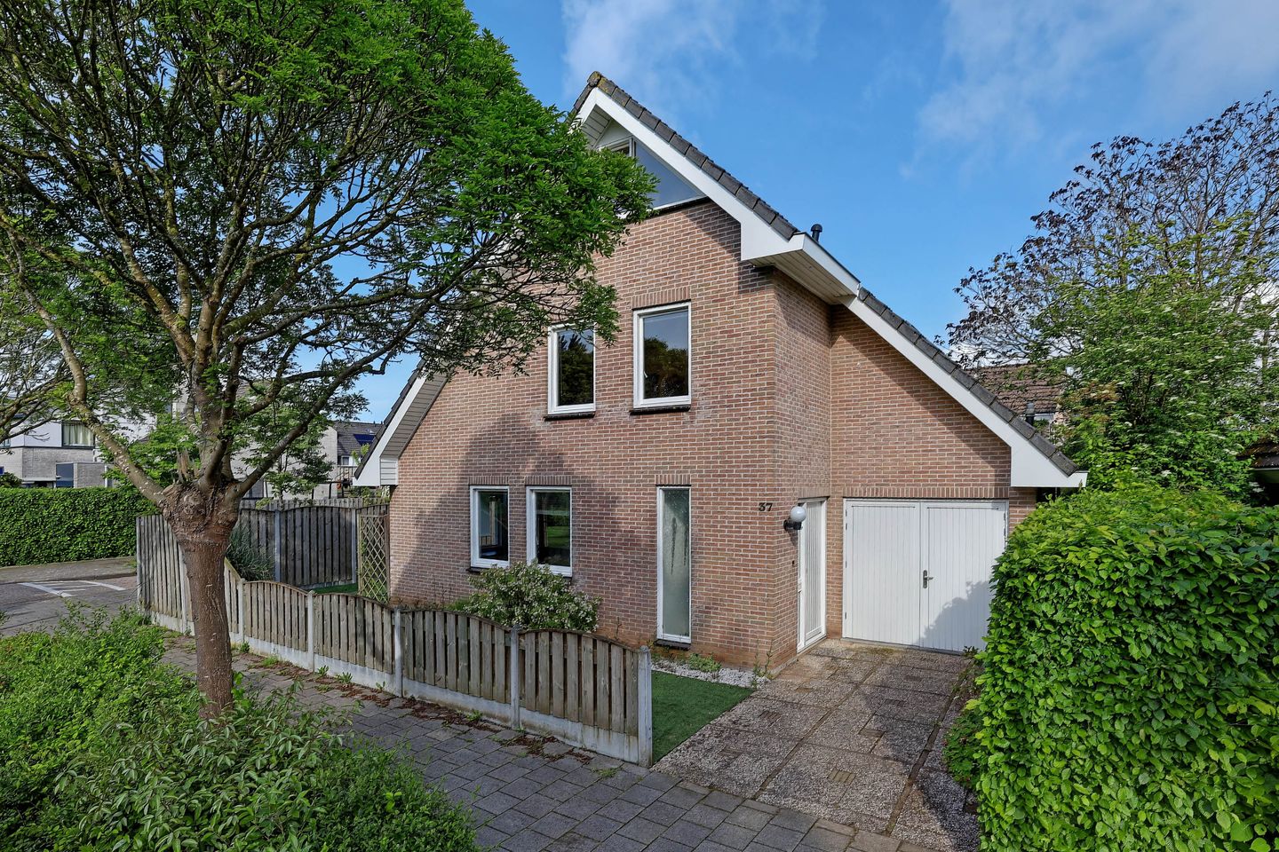 Foto 1 van Landjonker 37