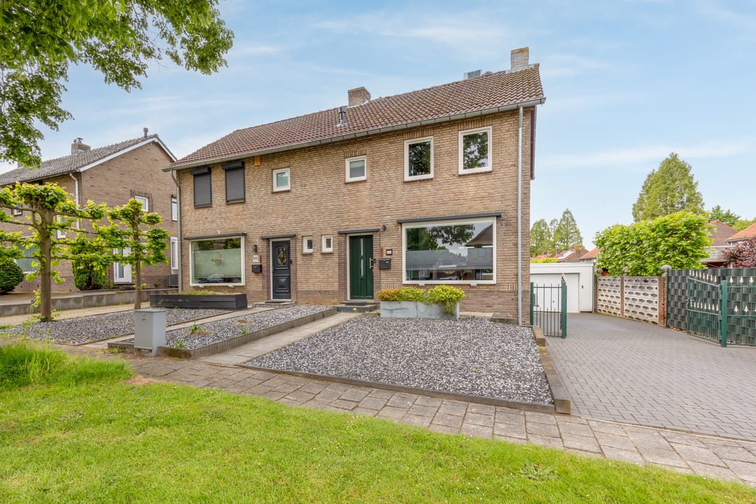 Foto 1 van Meeuwenlaan 61
