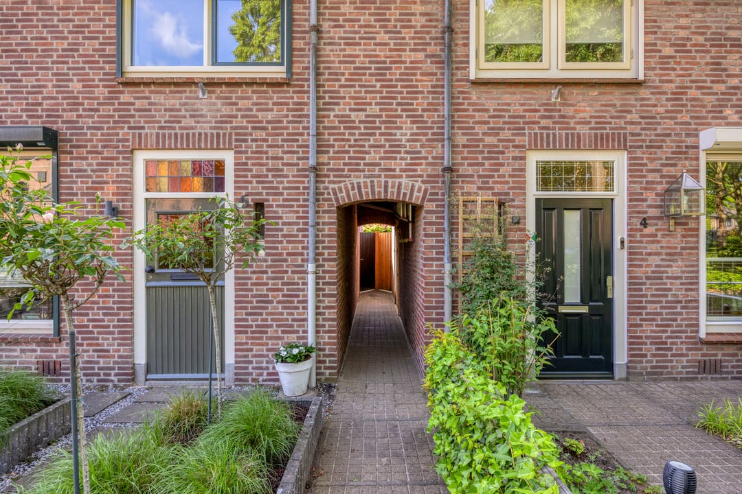 Photo 52 of Nassaustraat 6