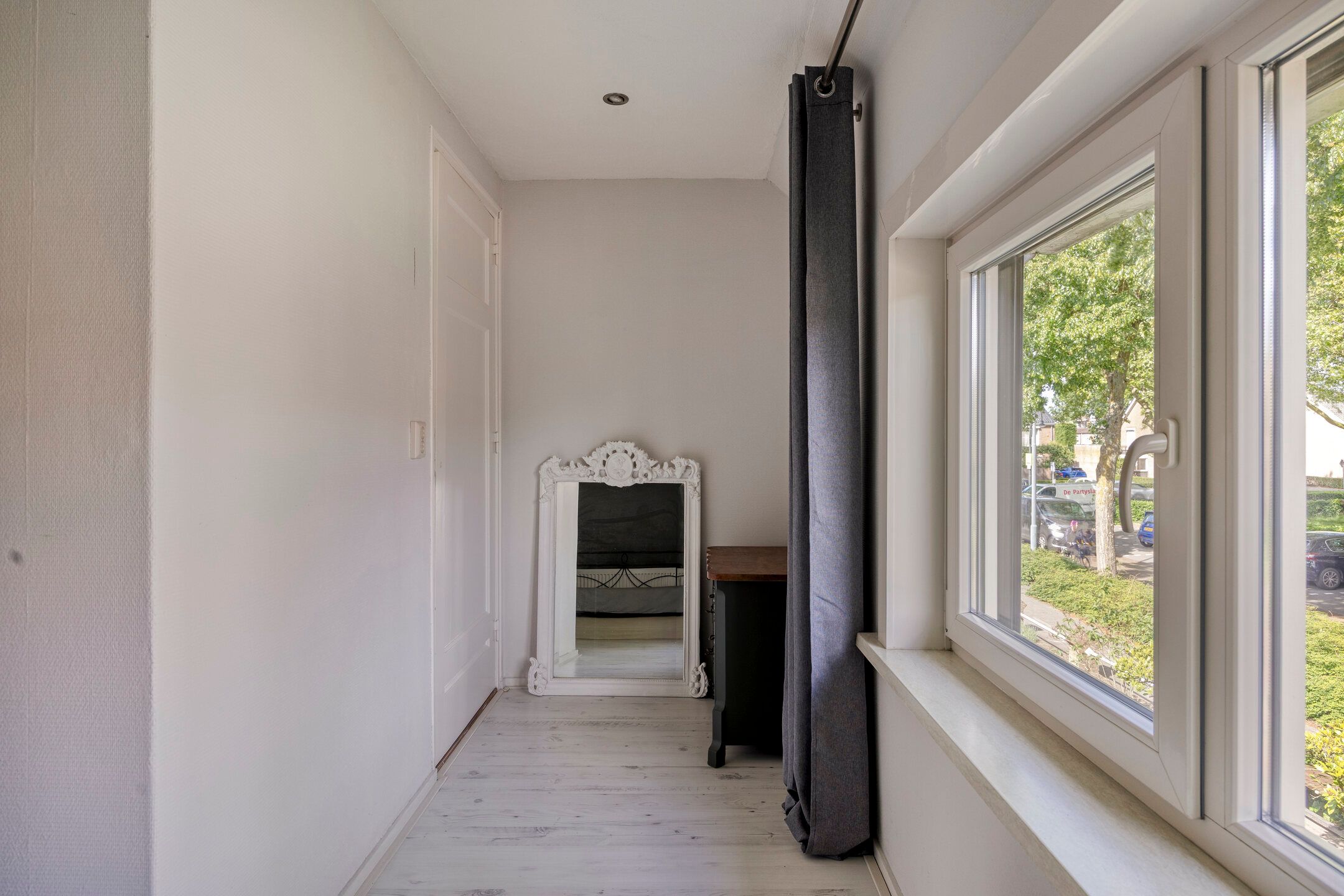 Photo 36 of Nassaustraat 6