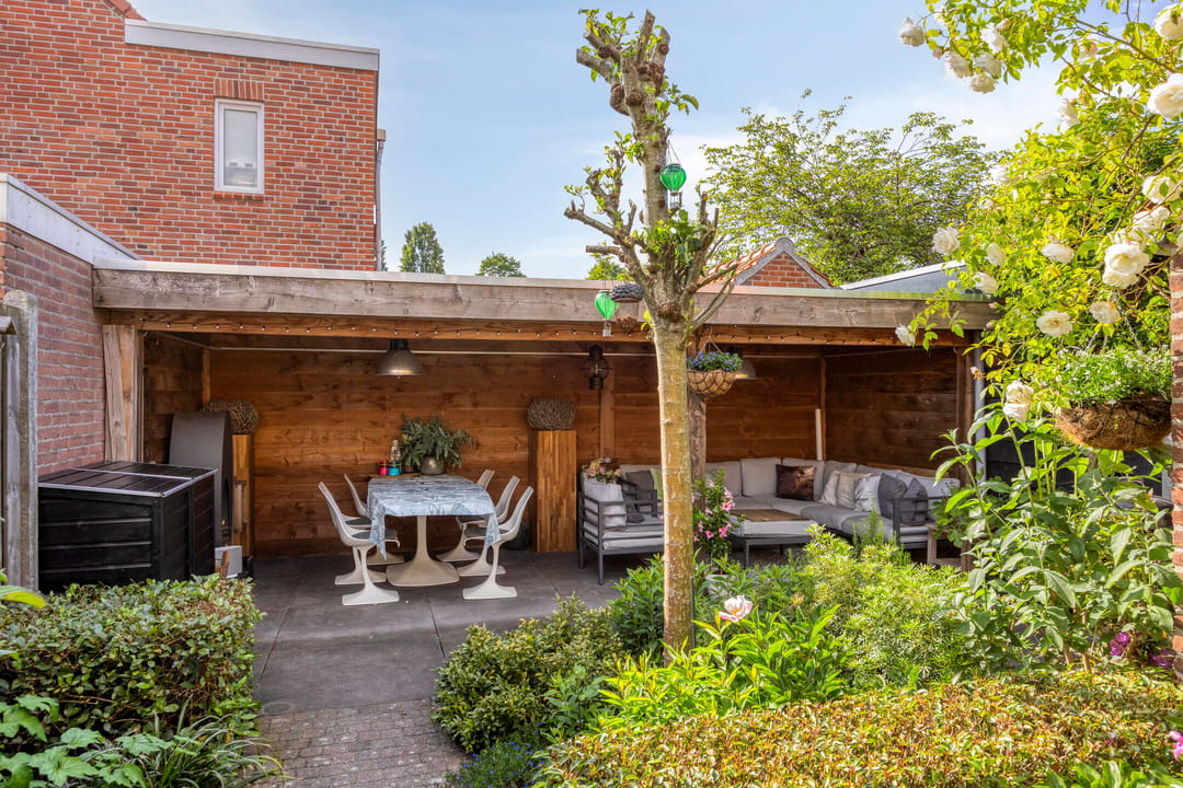 Photo 41 of Nassaustraat 6