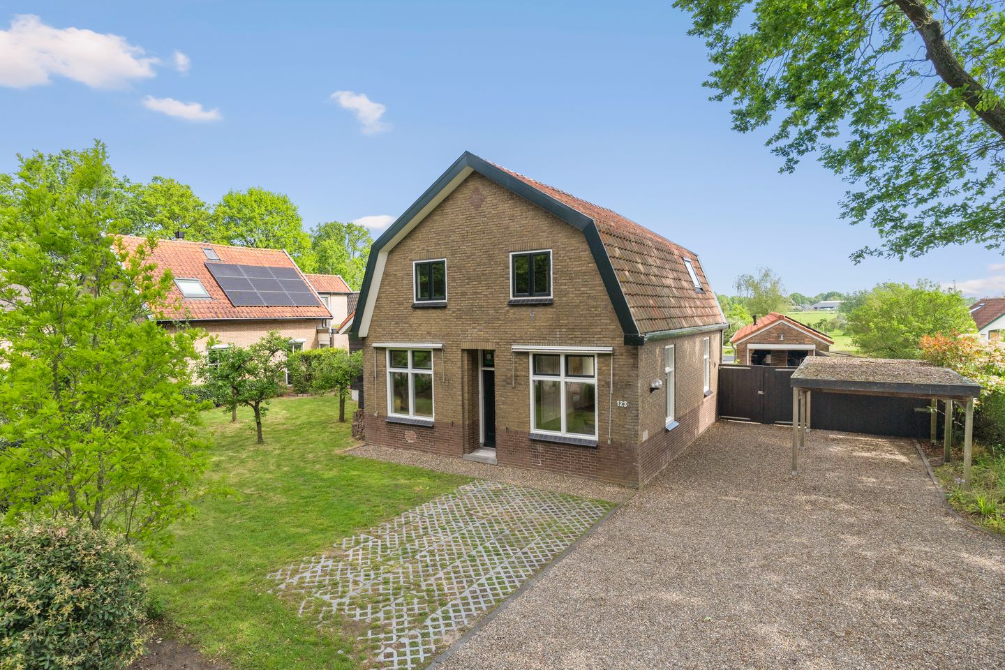 Photo 1 of Hessenweg 123