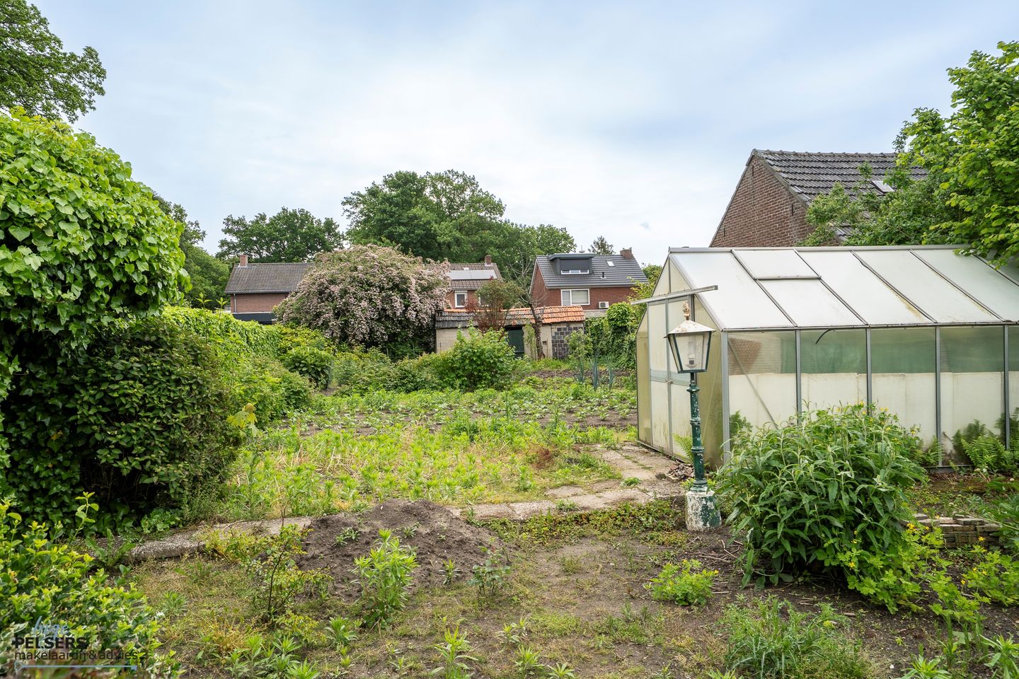 Photo 34 of Burgemeester Janssenstraat 7