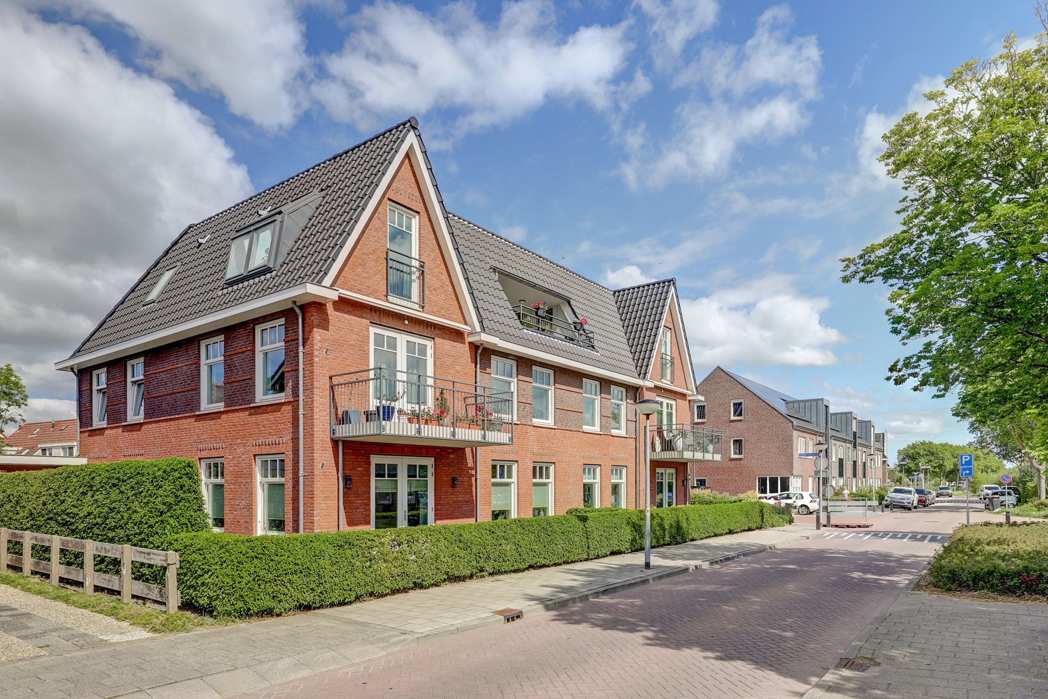 Photo 3 of Vincentiusstraat 7
