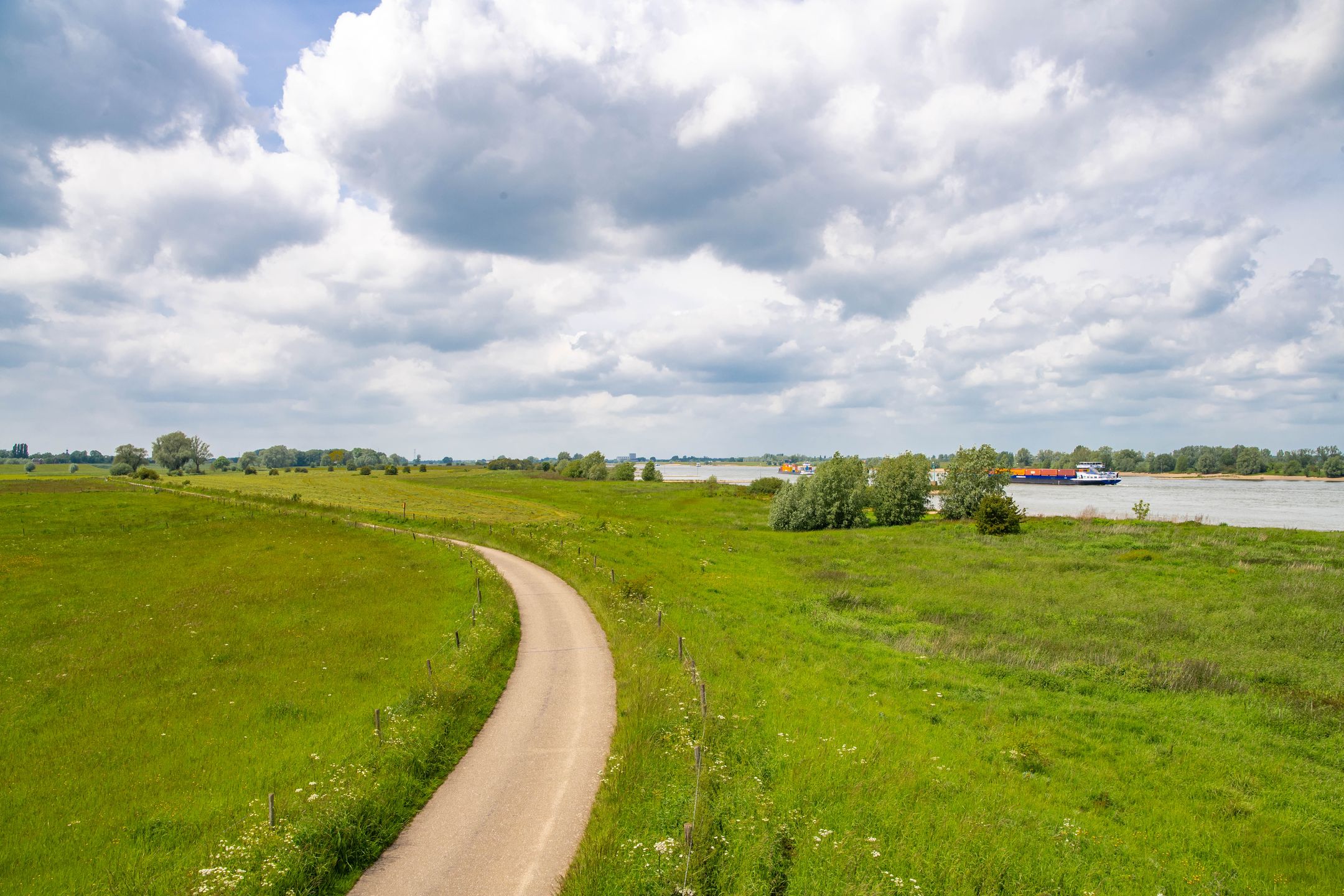 Photo 48 of Ingenieur van Stuivenbergweg 17