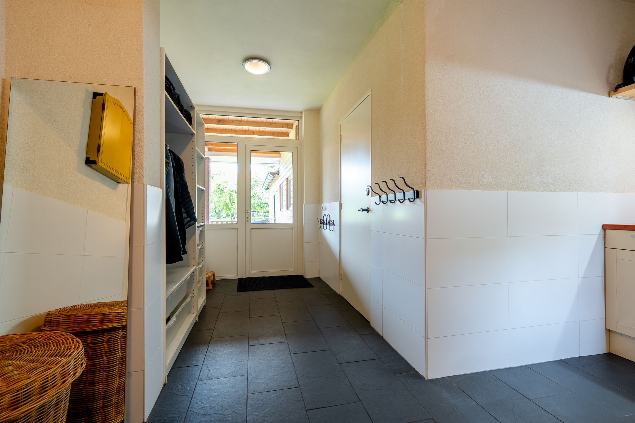 Photo 39 of Burgemeester IJ. Wiersumstraat 21