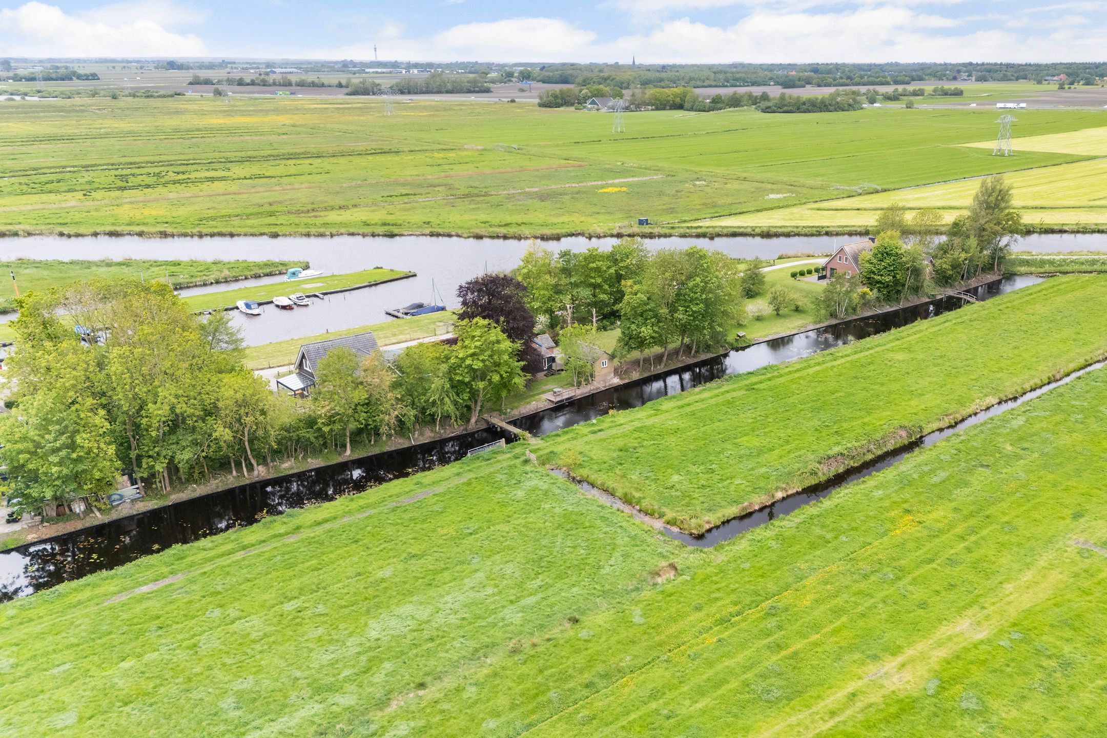 Photo 42 of Sluisweg 10