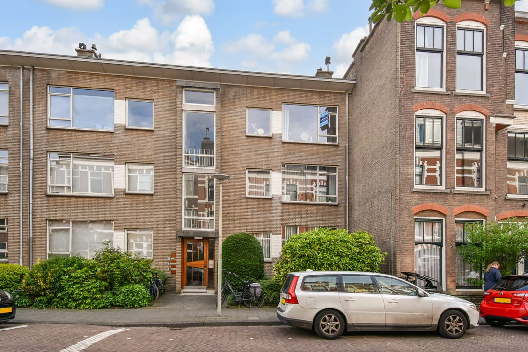 Foto 1 van De Carpentierstraat 15-A