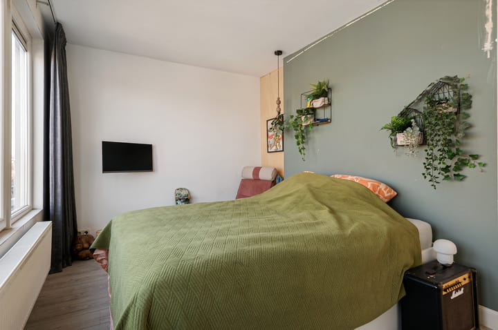 Hoekwoning te koop: Van 't Hoffstraat 24, Haarlem