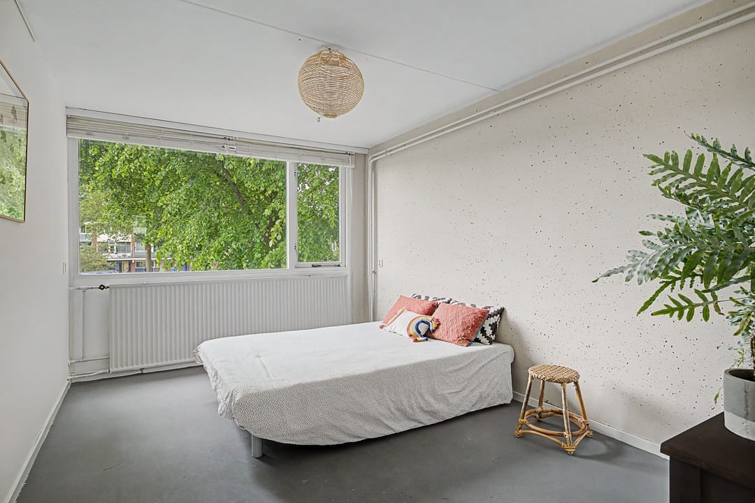 Spacious corner house with four bedrooms and sunny garden in Hoogland — 26