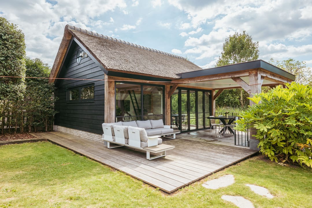 Detached Country House with Guesthouse and Heated Pool in Aalsmeer — 26