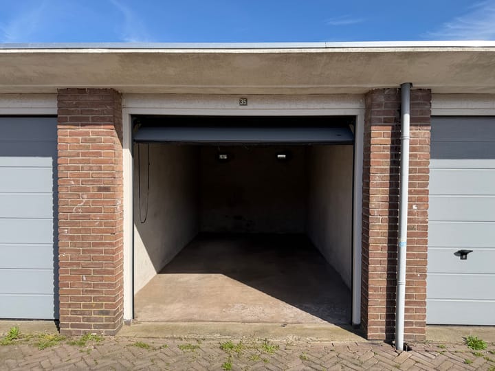 Photo 2 of Tweede Wijttenbachhof 35