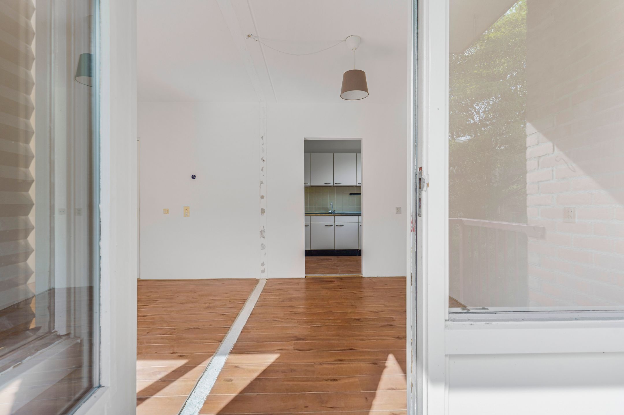 Move-in Ready 3-Room Apartment in Popular Amsterdam East with Modernization Potential — 21