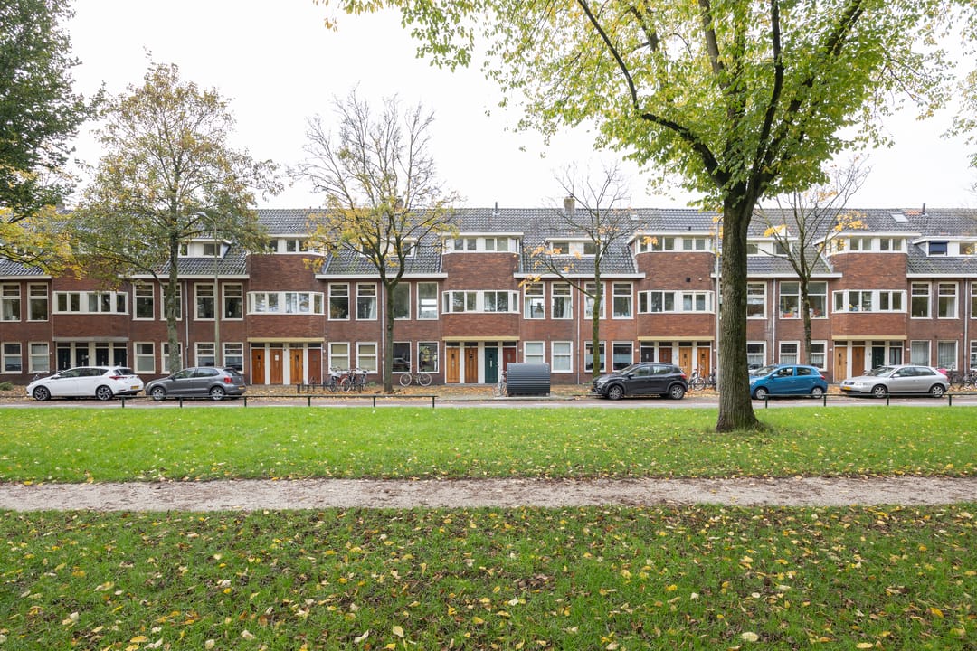 Photo 37 of Burgemeester van Tuyllkade 116