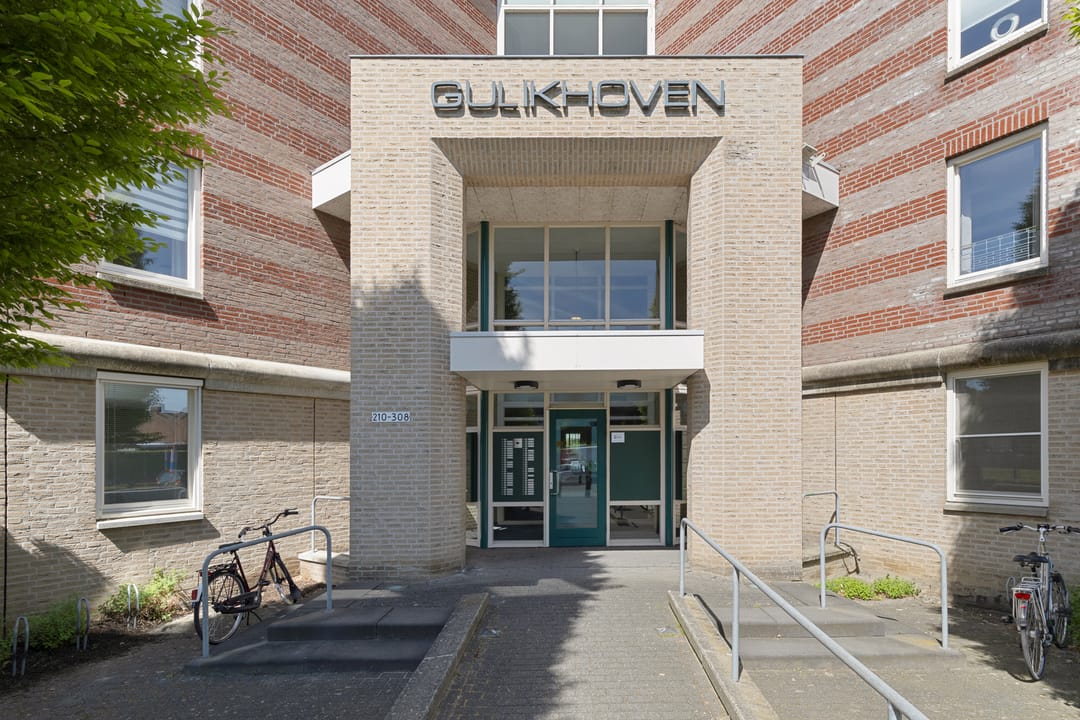 Spacious 3-Room Corner Apartment with Balcony and Parking in Venlo-Oost — 8