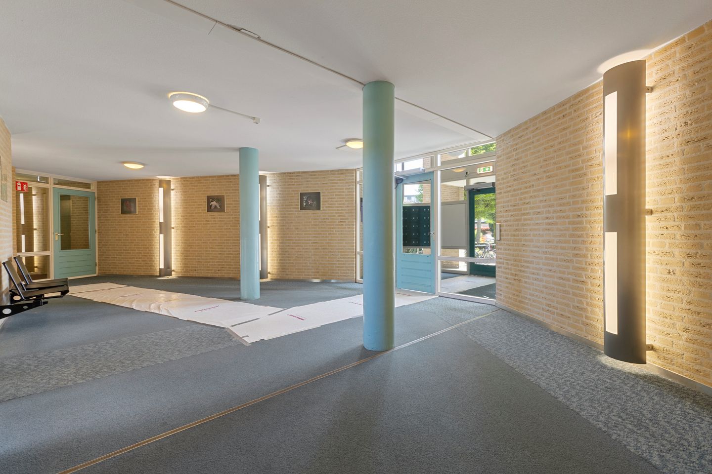 Spacious 3-Room Corner Apartment with Balcony and Parking in Venlo-Oost — 10