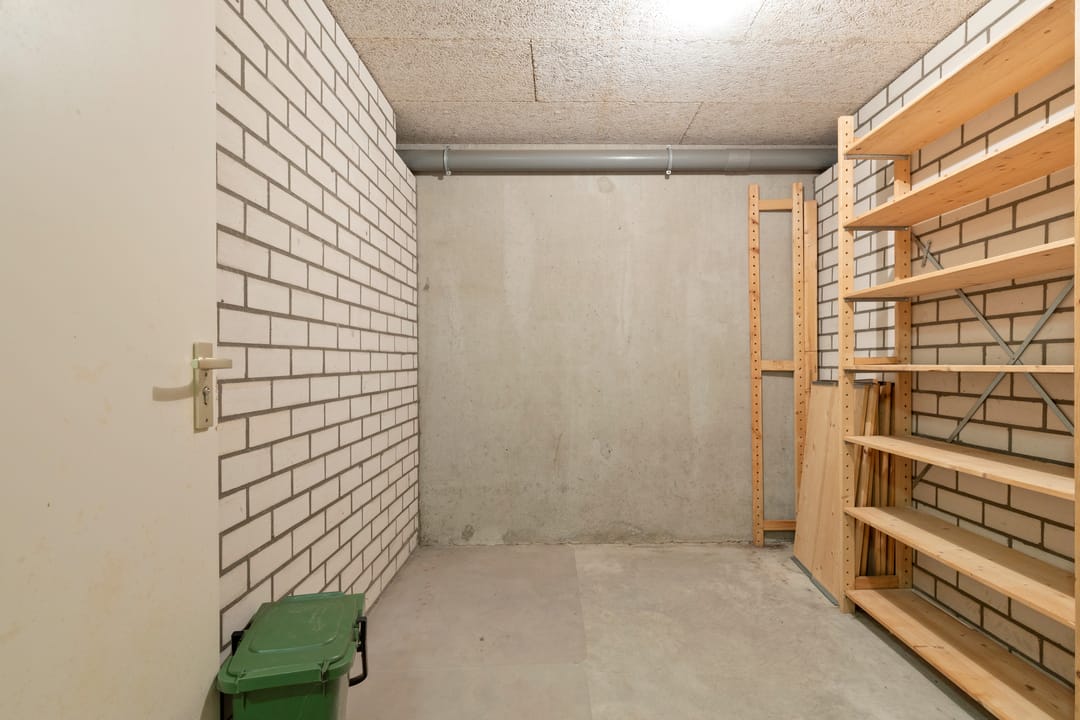 Spacious 3-Room Corner Apartment with Balcony and Parking in Venlo-Oost — 41