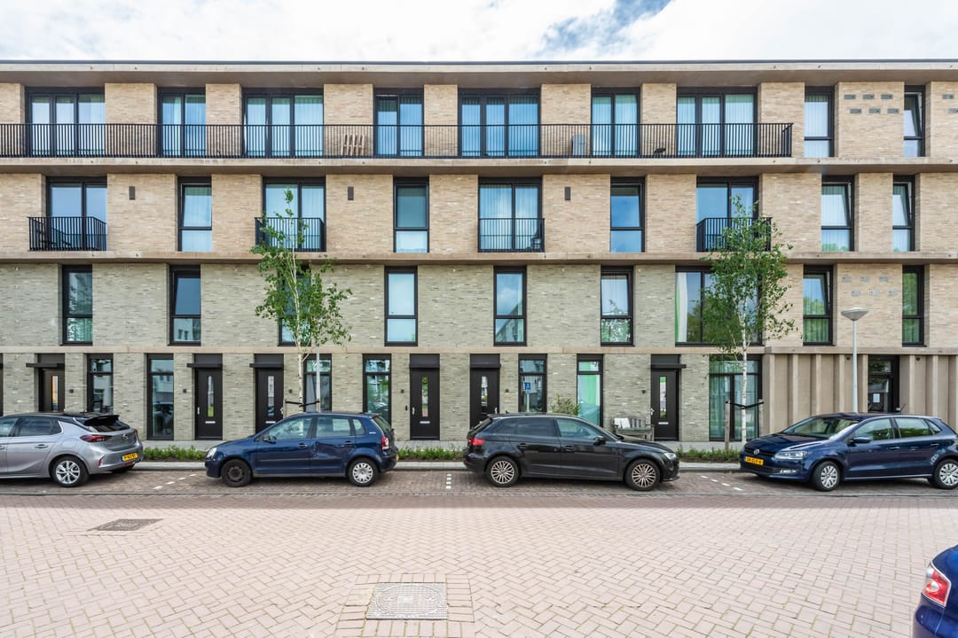 Modern Maisonnette with Garden and Parking in Amsterdam Nieuw-West — 38