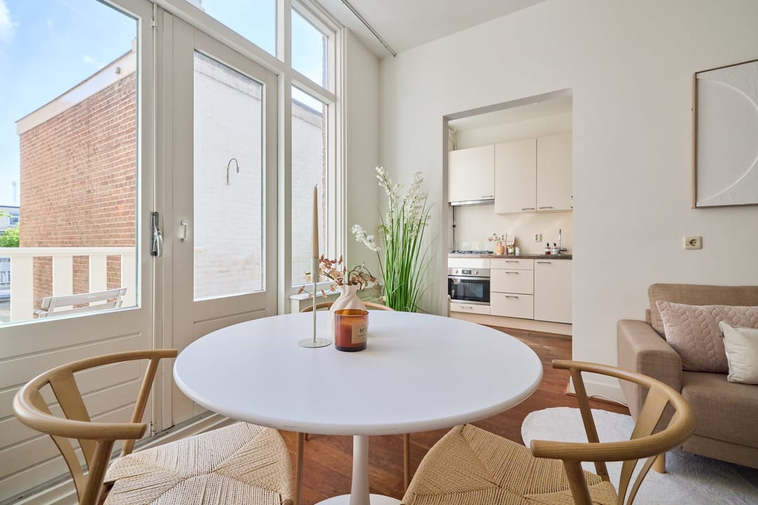 Studio with Balcony Near Utrecht Central Station — 16